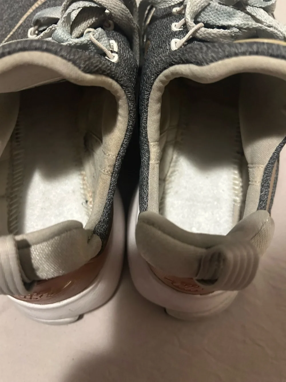 Nike Women's Heathered Gray and Light Beige Athletic Sneakers